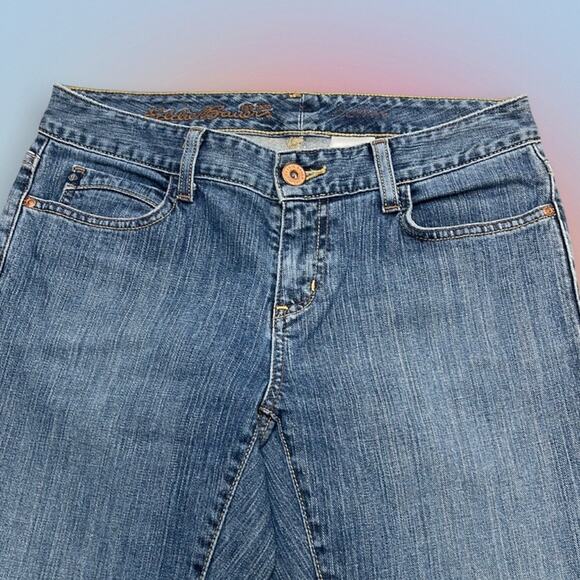 EDDIE BAUER Women’s 4 Short Curvy Bootcut Blue Jeans - Picture 1 of 3